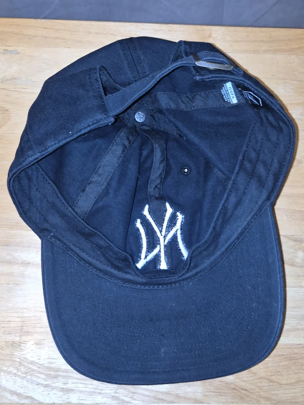 47 Brand Black New York Yankees Embroidered Cap